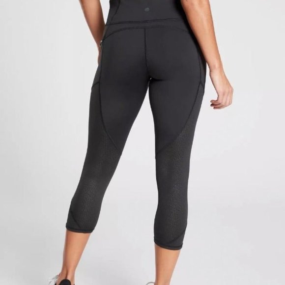 Athleta Mesh Contender Capri Tights Powerlift, Black Size S Women - Picture 2 of 9